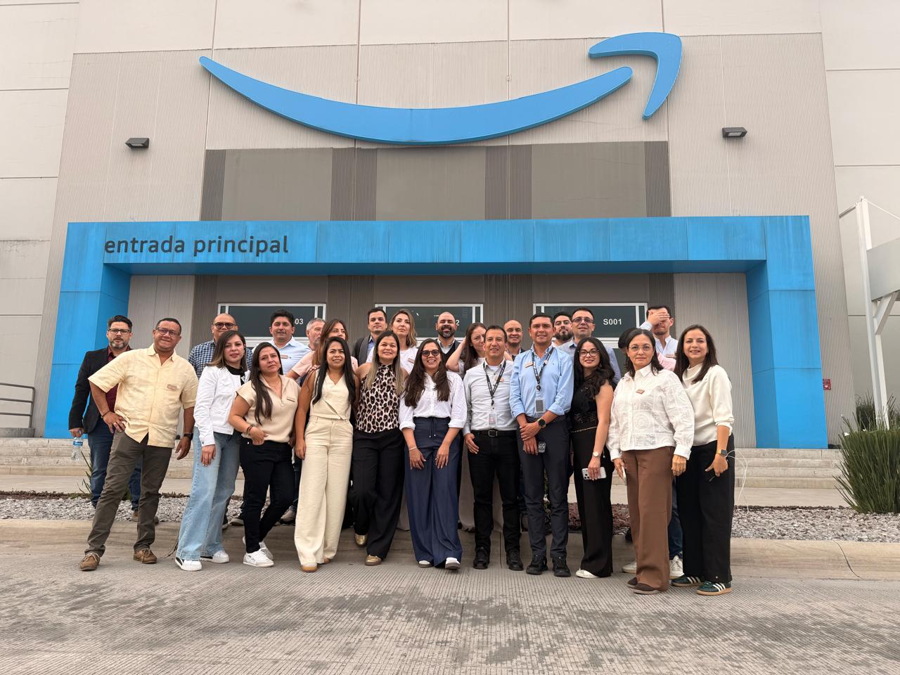Visita a centro de Amazon